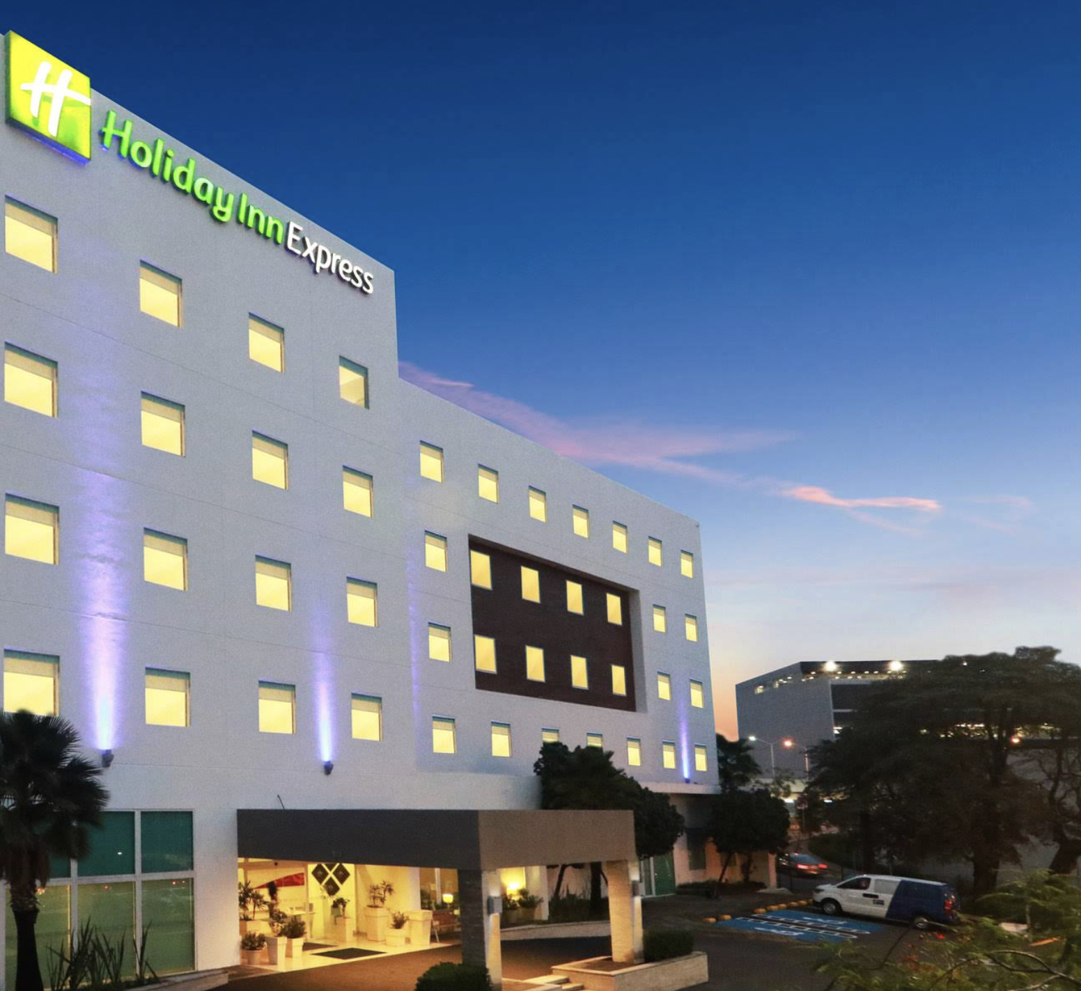 Hotel 2